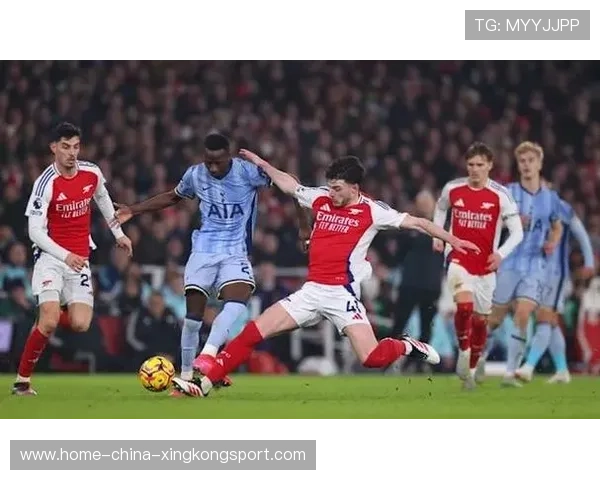 阿森纳加布里埃尔头槌破网后防线赢得尊重 阿森纳加布里埃尔头槌破网后防线赢得尊重